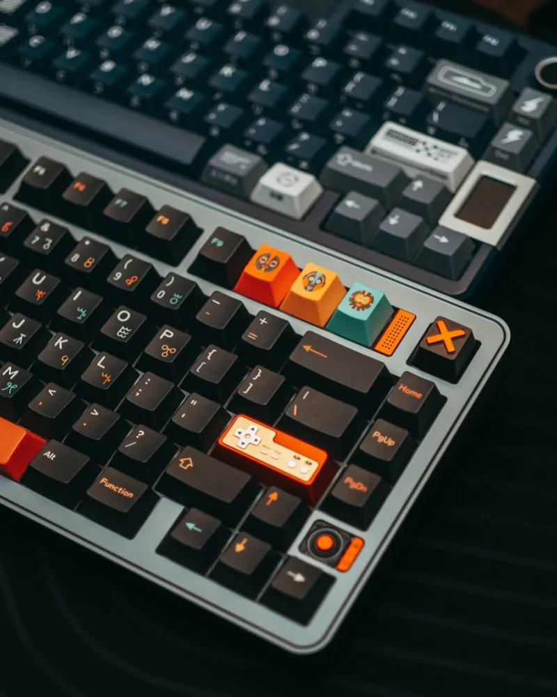Klawiatura mechaniczna „Stół” TKL