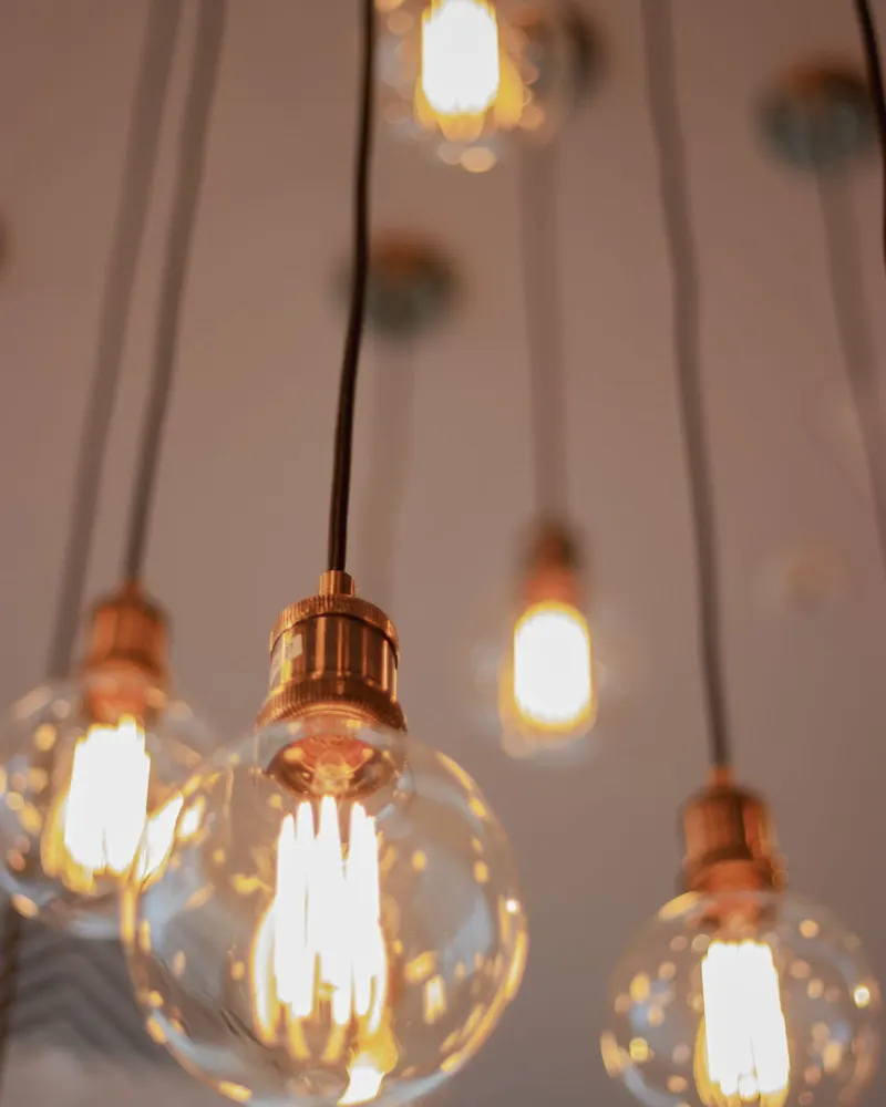 Żarówka LED E27 806 lm
